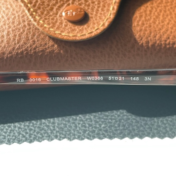 Ray-Ban Clubmaster - Picture 6 of 6